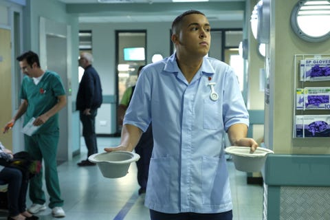 casualty spoilers jade puts marty in danger