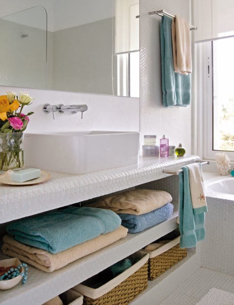 Room, Interior design, Teal, Plumbing fixture, Turquoise, Wall, Aqua, Bouquet, Azure, Interior design, 