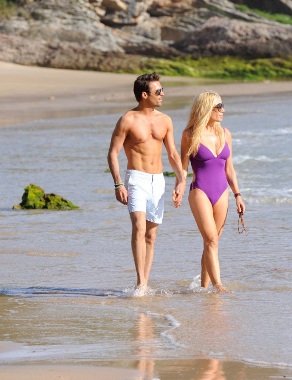 Fun, Human body, Water, People on beach, Standing, People in nature, Summer, Beach, Interaction, Brassiere, 