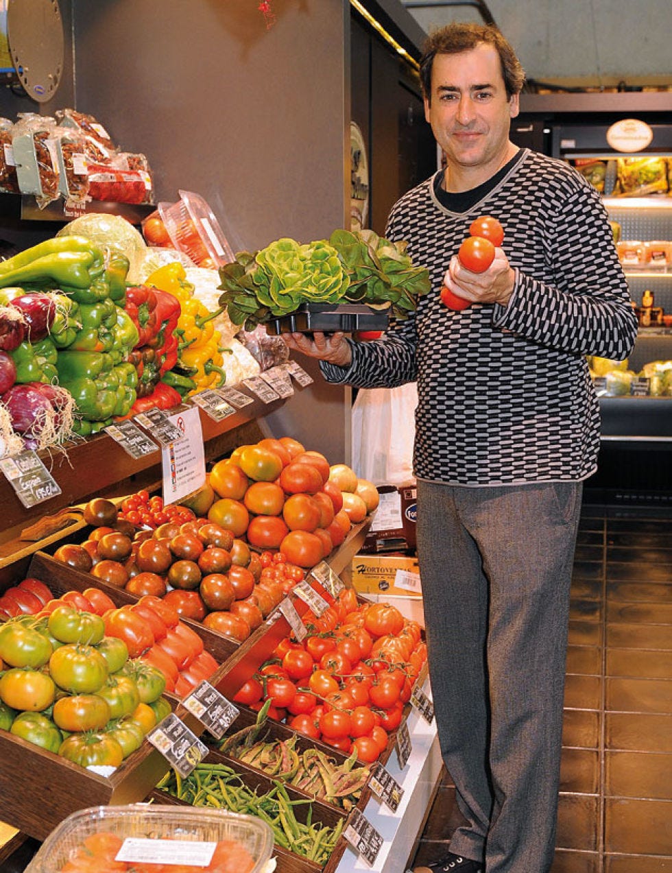 Whole food, Vegan nutrition, Local food, Food, Natural foods, Produce, Retail, Marketplace, Food group, Market, 