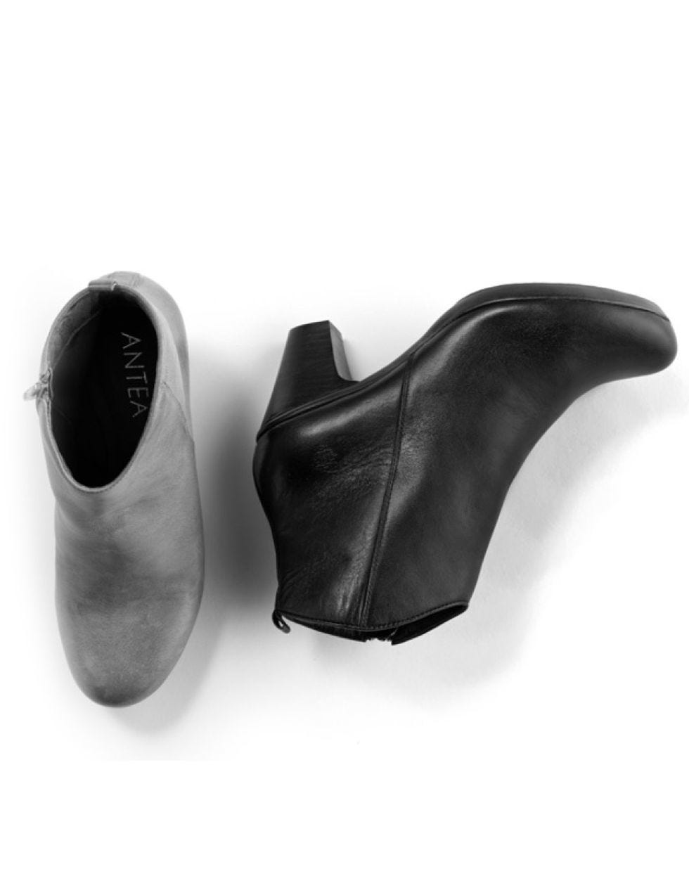 Black, Synthetic rubber, Leather, Material property, Still life photography, Dress shoe, 