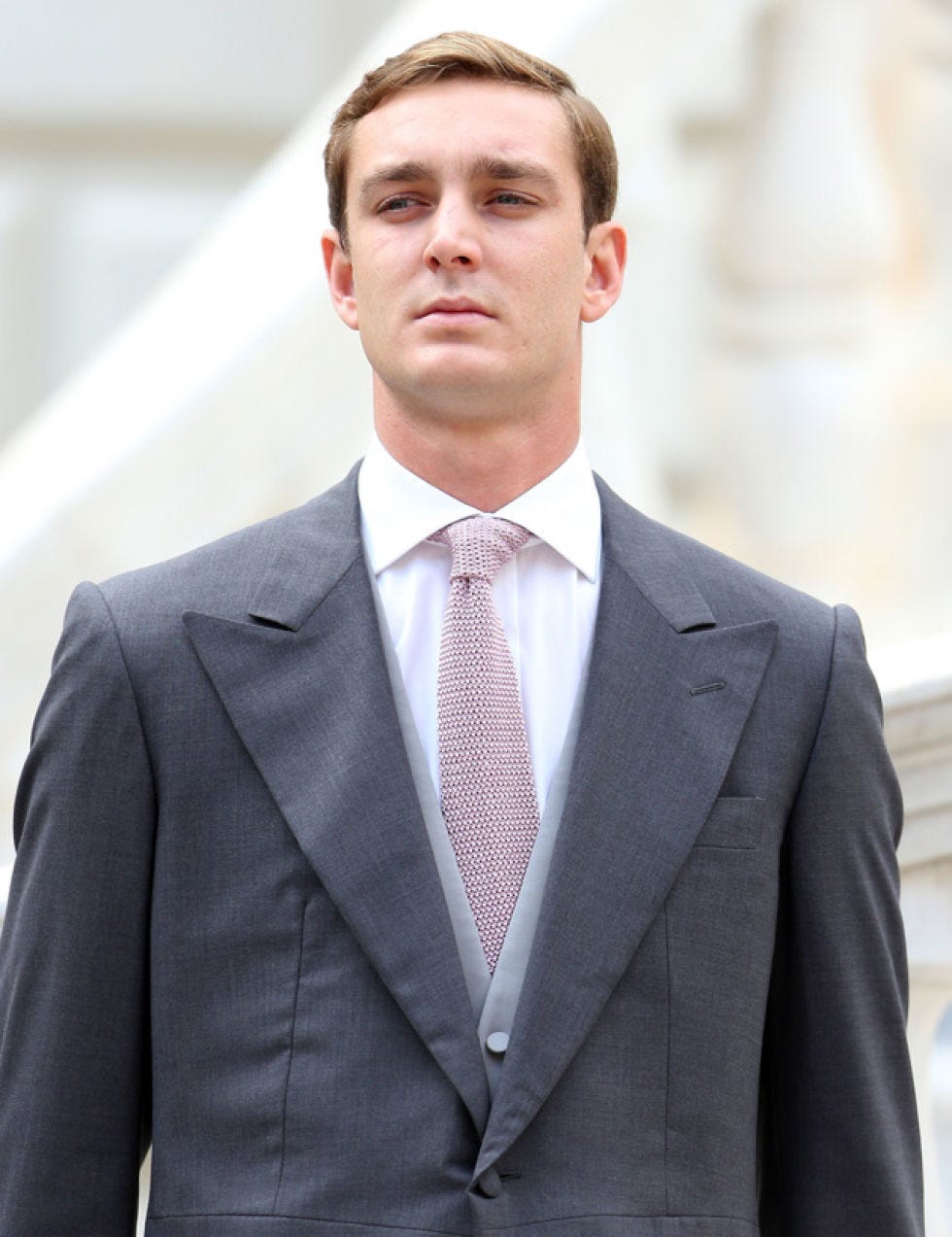 Clothing, Lip, Coat, Dress shirt, Collar, Sleeve, Forehead, Shoulder, Eyebrow, Shirt, 