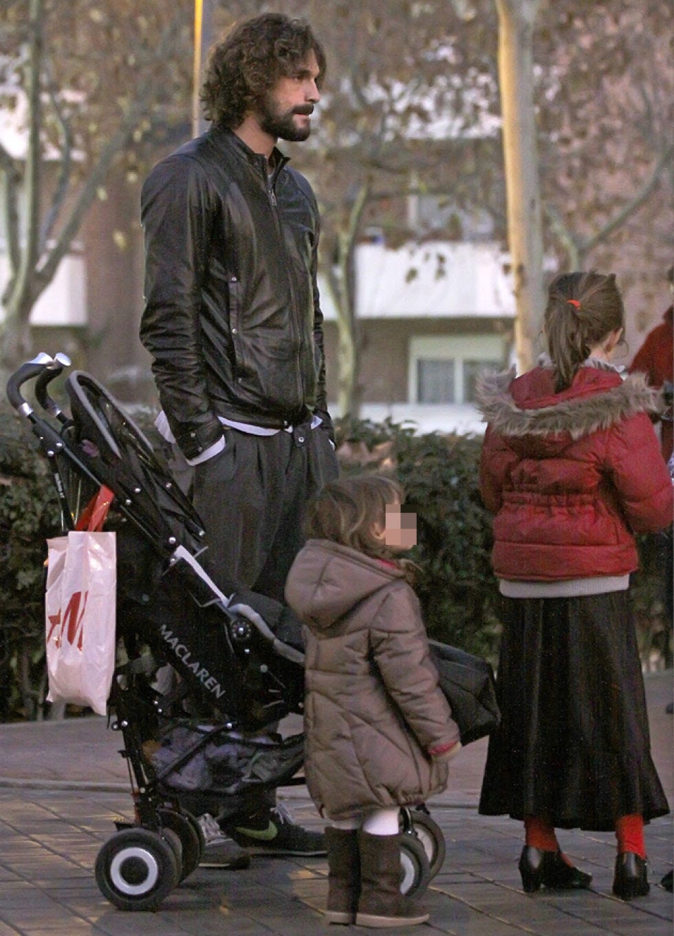 Product, Trousers, Winter, Jacket, Baby carriage, Outerwear, Mammal, Style, Coat, Baby Products, 