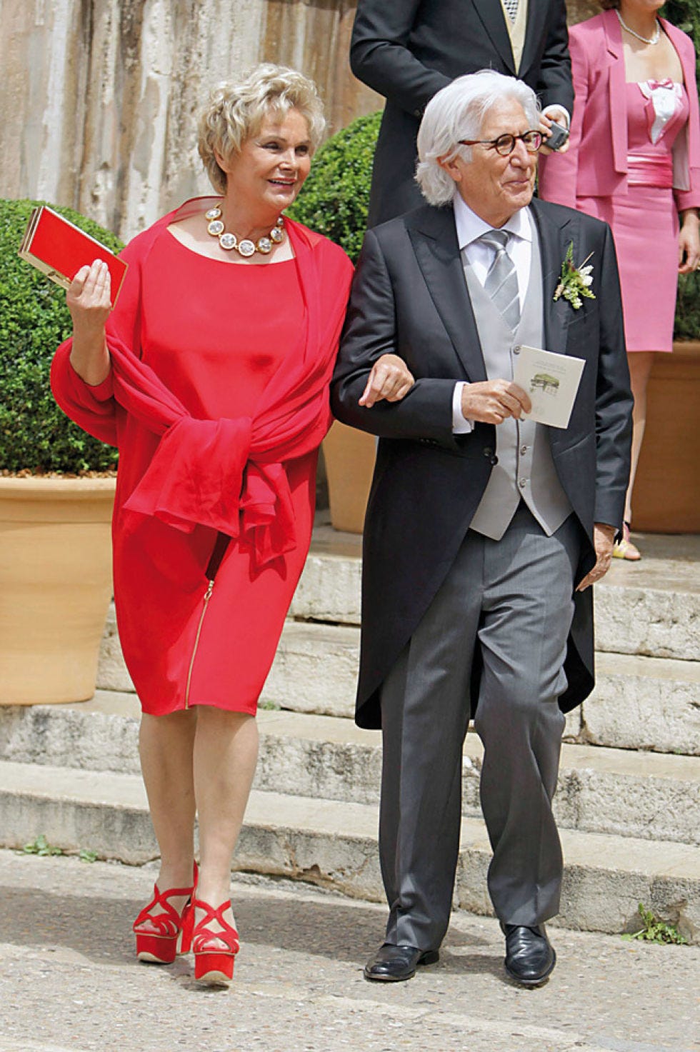 Clothing, Coat, Trousers, Red, Shirt, Suit, Shoe, Outerwear, Formal wear, Dress, 