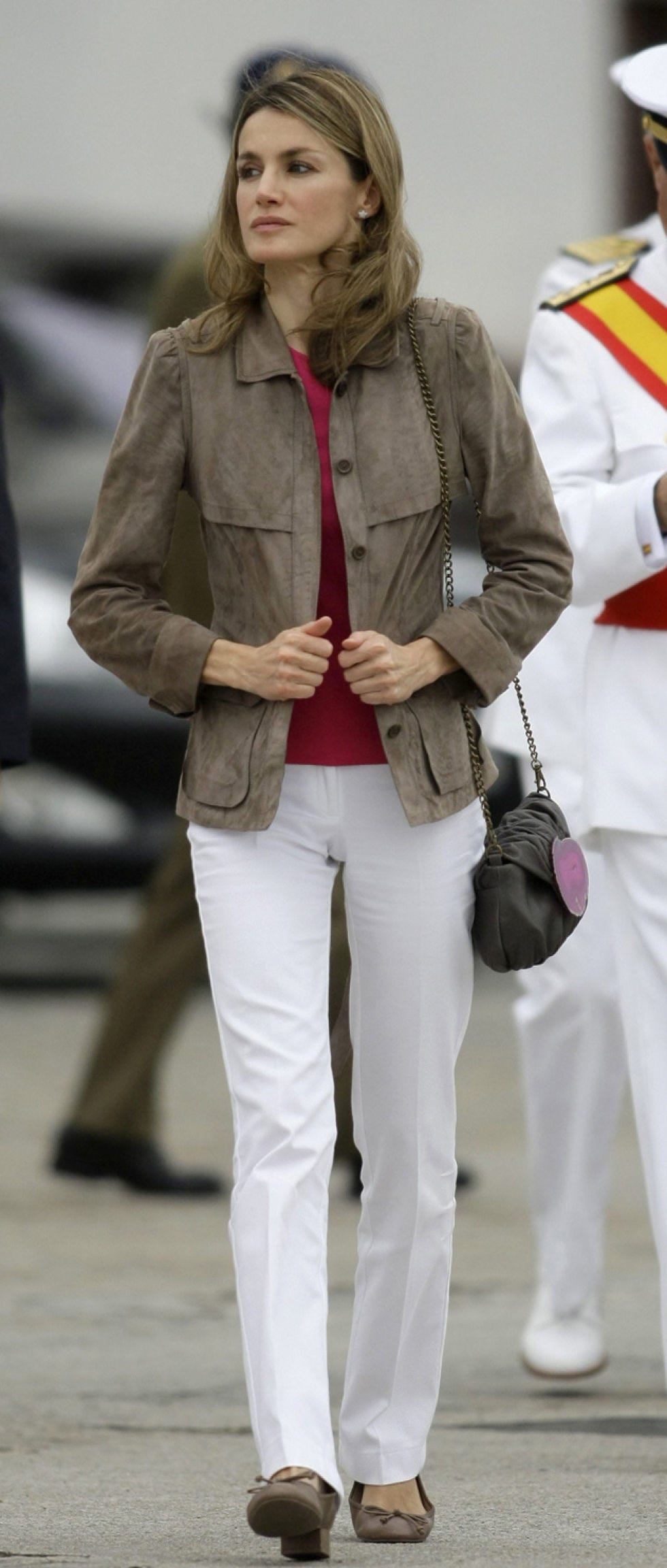 Clothing, Product, Sleeve, Trousers, Textile, Coat, Joint, Collar, Outerwear, Jacket, 