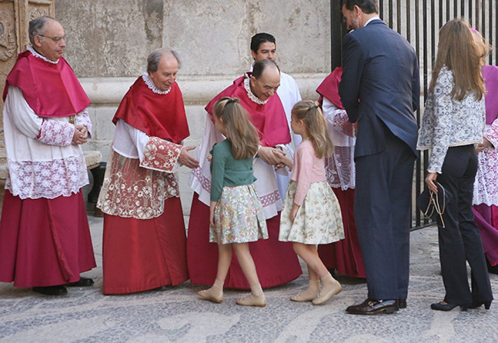 Footwear, Trousers, Bishop, Clergy, Magenta, Priesthood, Vestment, Temple, Bishop, Tradition, 