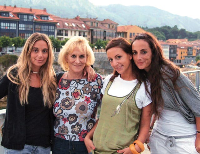 Smile, Tourism, Bag, Friendship, Travel, Denim, Vacation, Luggage and bags, Necklace, Handbag, 