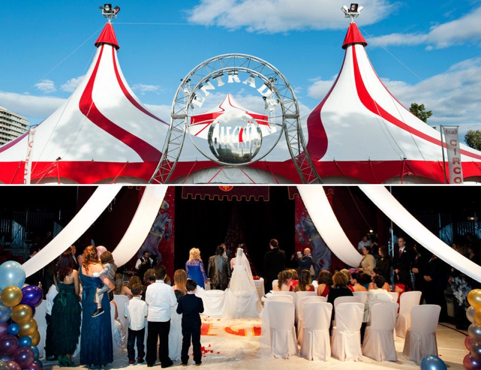 Cloud, Tradition, Decoration, Party, Balloon, Pole, Ceremony, Cumulus, Party supply, Function hall, 