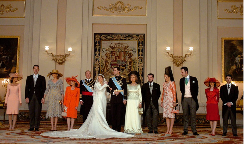 Lighting, Trousers, Suit, Photograph, Dress, Coat, Bridal clothing, Formal wear, Interior design, Bride, 