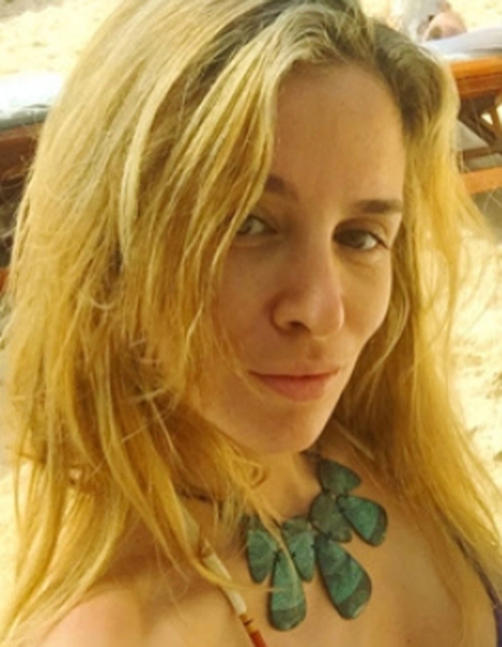 Lip, Hairstyle, Chin, Forehead, Eyebrow, Selfie, Eyelash, Beauty, Long hair, Neck, 