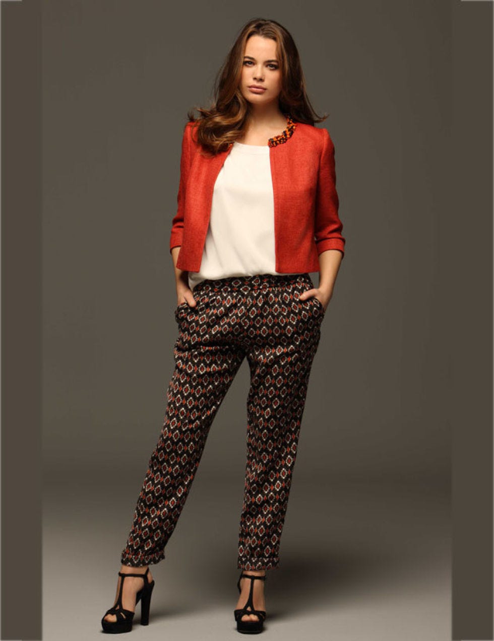 Clothing, Footwear, Brown, Sleeve, Shoulder, Textile, Joint, Outerwear, Style, Waist, 