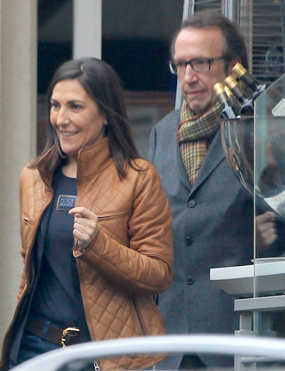Glasses, Coat, Jacket, Top, Transparent material, Layered hair, Science, 
