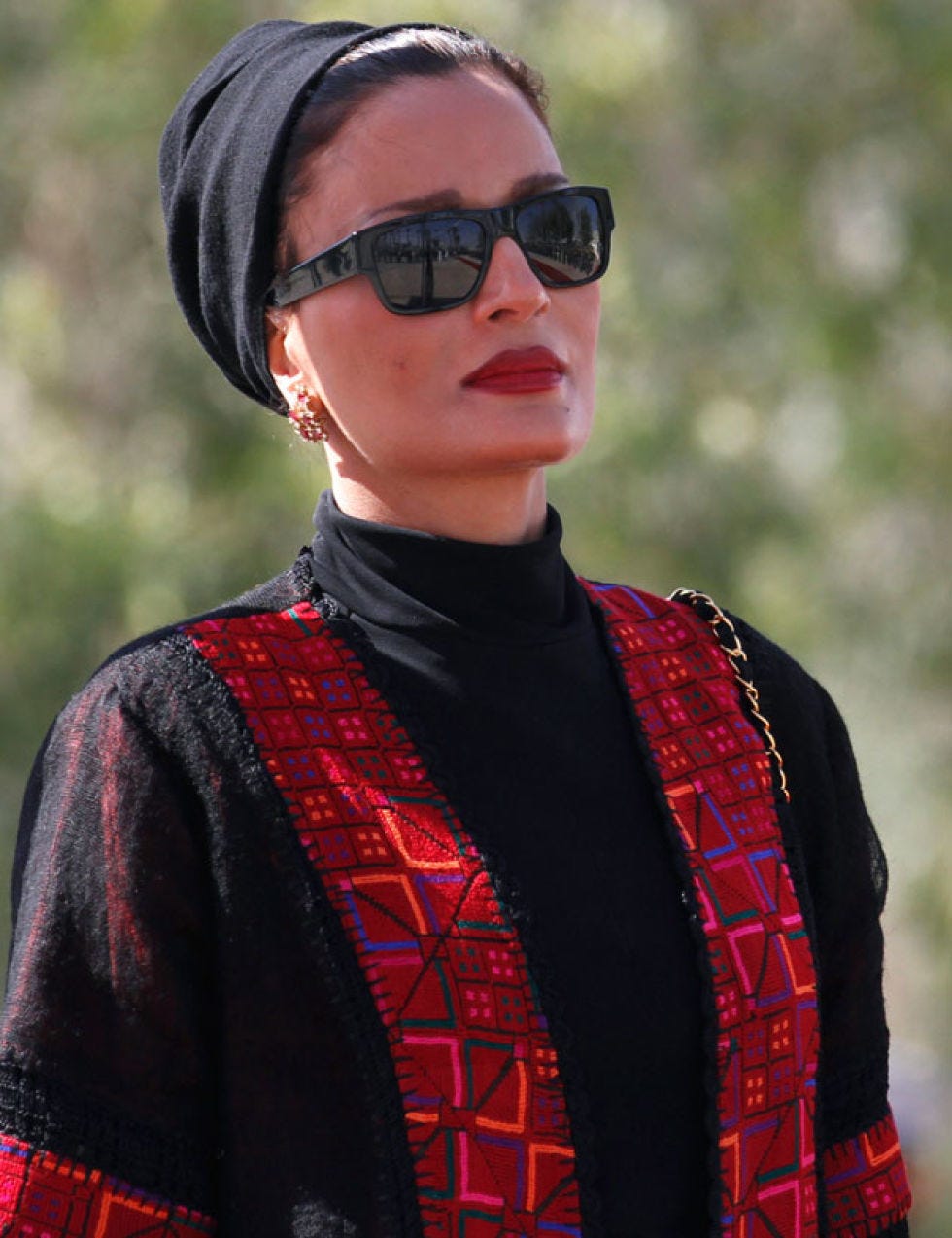 Eyewear, Glasses, Vision care, Textile, Pattern, Sunglasses, Red, Style, Goggles, Street fashion, 