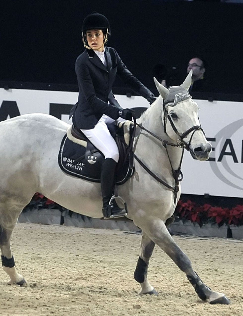 Human, Halter, Bridle, Shoe, Horse supplies, Vertebrate, Horse tack, Rein, Recreation, Horse, 