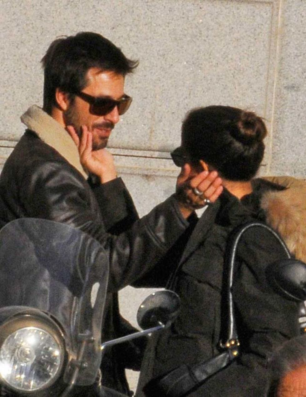 Eyewear, Jacket, Sunglasses, Leather, Leather jacket, Headlamp, Goggles, Rocker, 