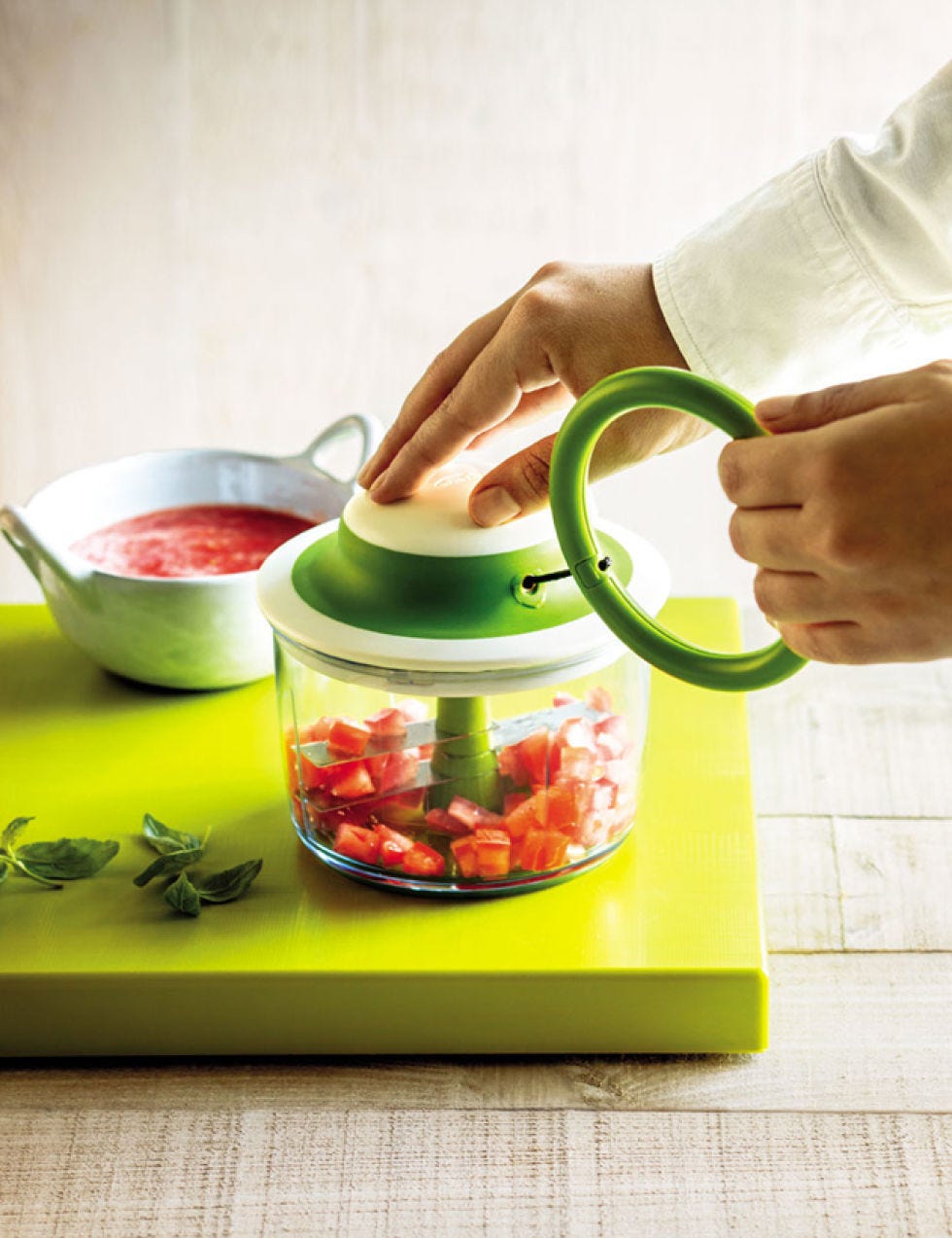 Serveware, Food, Dishware, Ingredient, Produce, Tableware, Small appliance, Fruit, Mixing bowl, Bowl, 