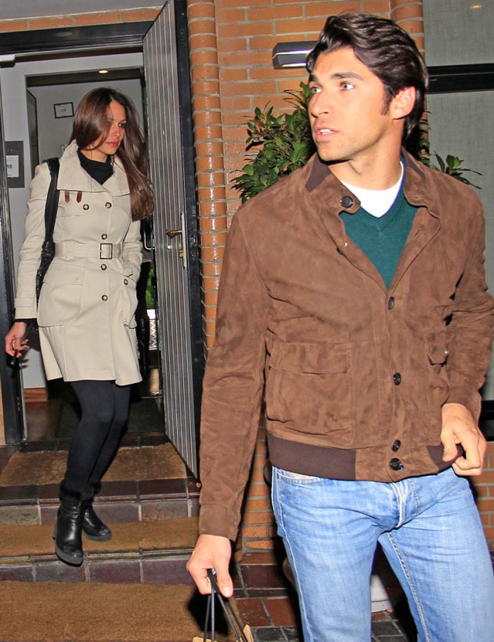 Clothing, Leg, Brown, Trousers, Denim, Jeans, Collar, Textile, Shirt, Dress shirt, 