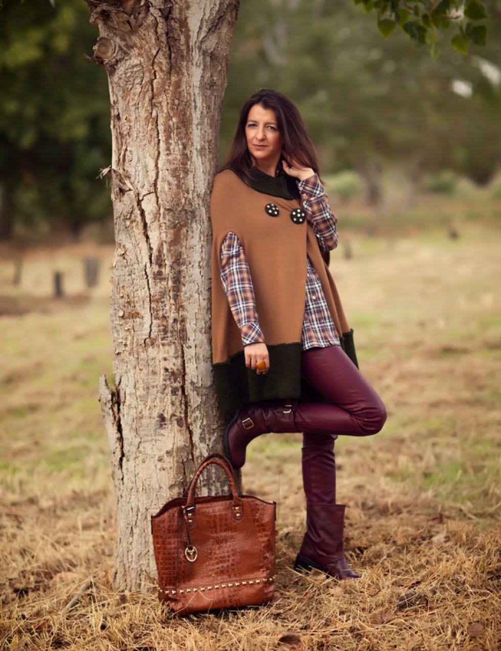 Clothing, Brown, Sleeve, Human body, Shoulder, Bag, Outerwear, People in nature, Fashion accessory, Style, 