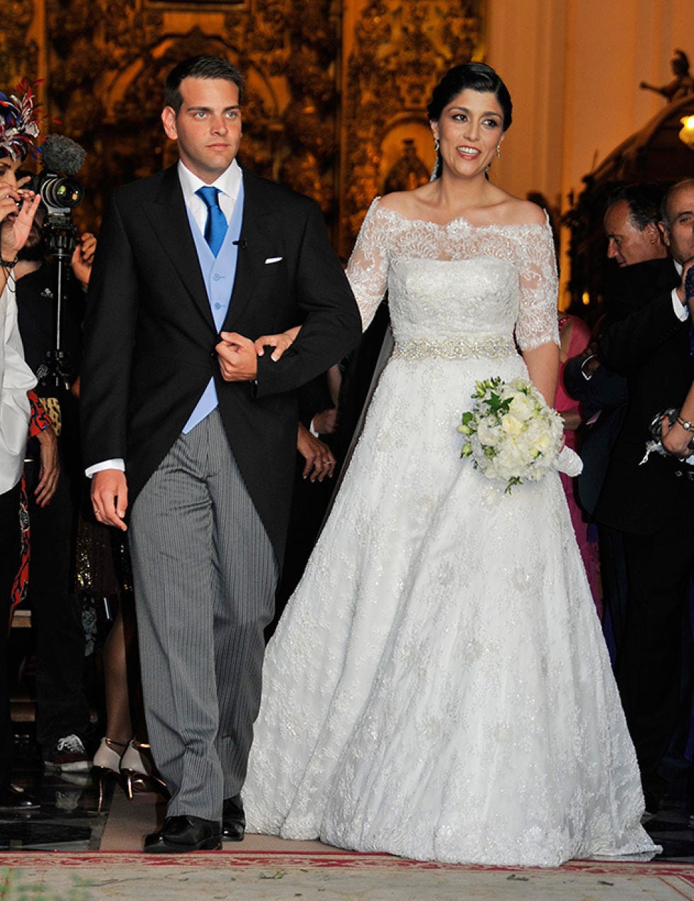 Clothing, Trousers, Dress, Event, Coat, Shoulder, Shirt, Outerwear, Bridal clothing, Formal wear, 
