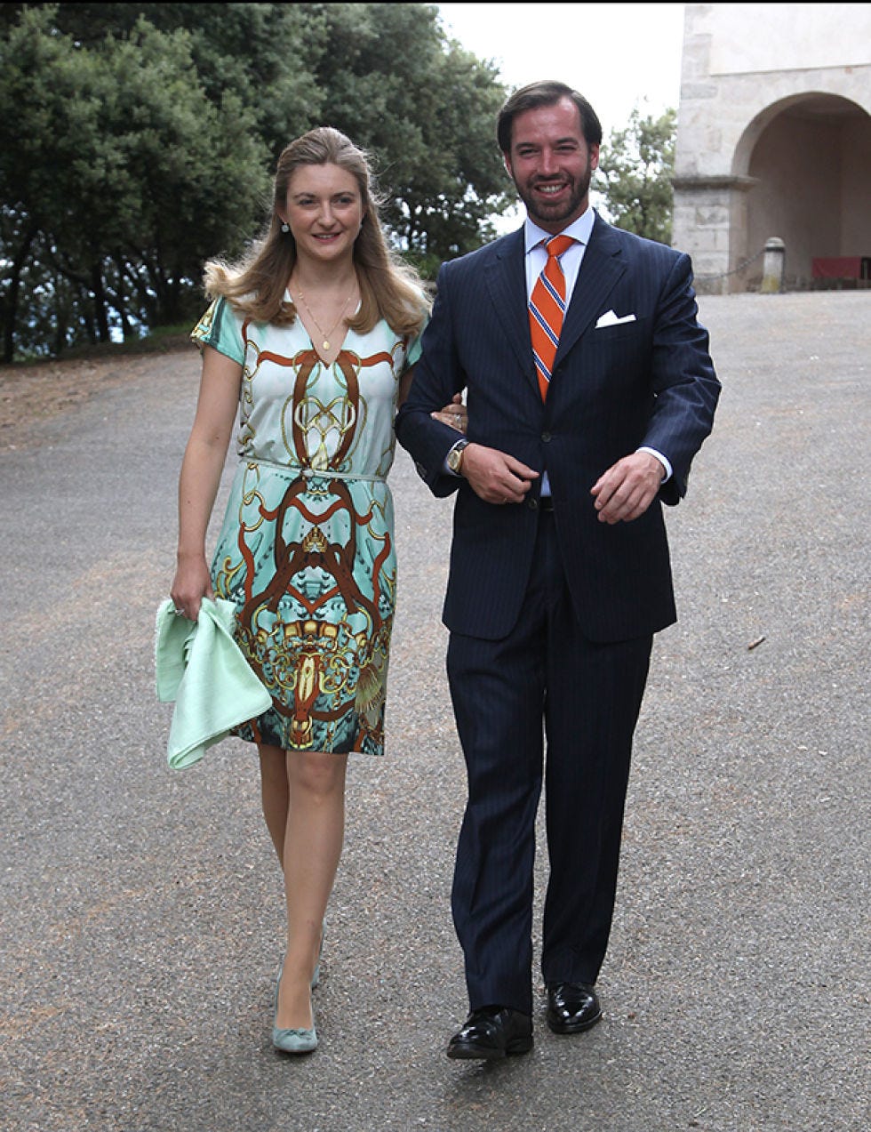 Clothing, Trousers, Coat, Collar, Shirt, Standing, Photograph, Outerwear, Suit trousers, Formal wear, 