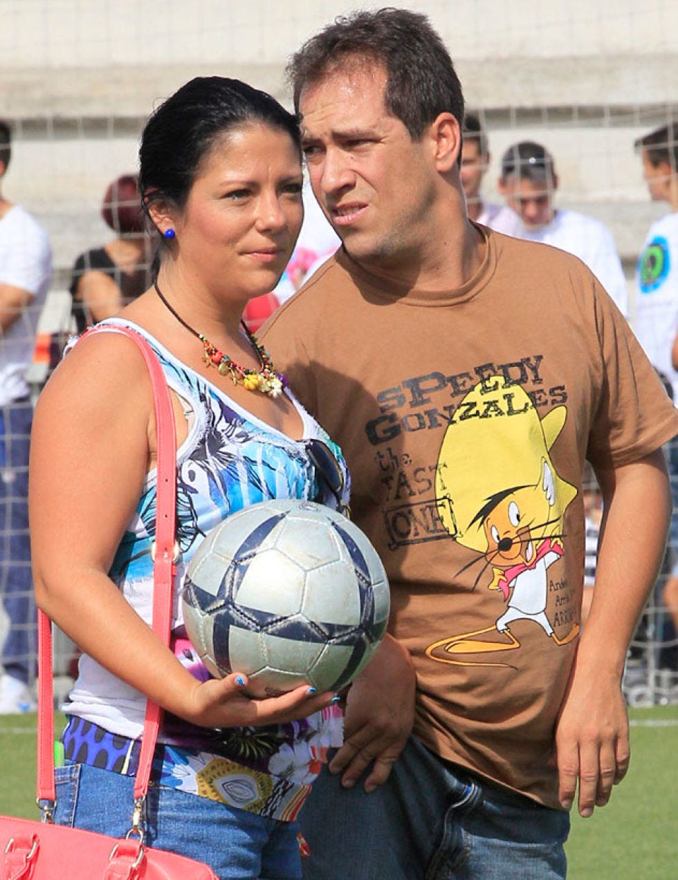 El Langui presume de familia en un acto benéfico