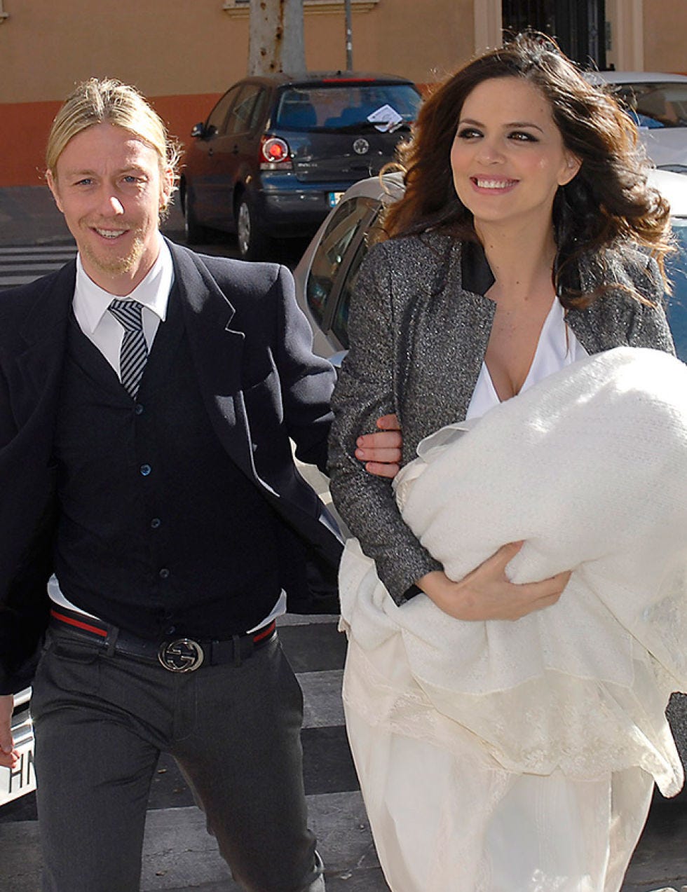 Clothing, Smile, Trousers, Collar, Shirt, Textile, Outerwear, Coat, Style, Dress shirt, 
