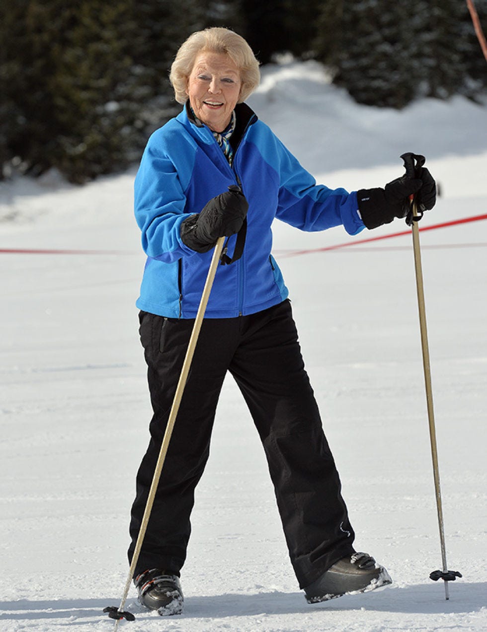 Winter, Sports equipment, Recreation, Winter sport, Jacket, Snow, Outerwear, Standing, Ski pole, Outdoor recreation, 