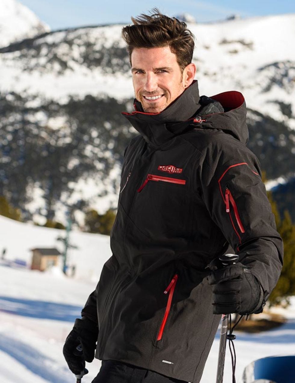 Winter, Jacket, Outerwear, Snow, Mammal, Freezing, Glove, Glacial landform, Top, Ice cap, 