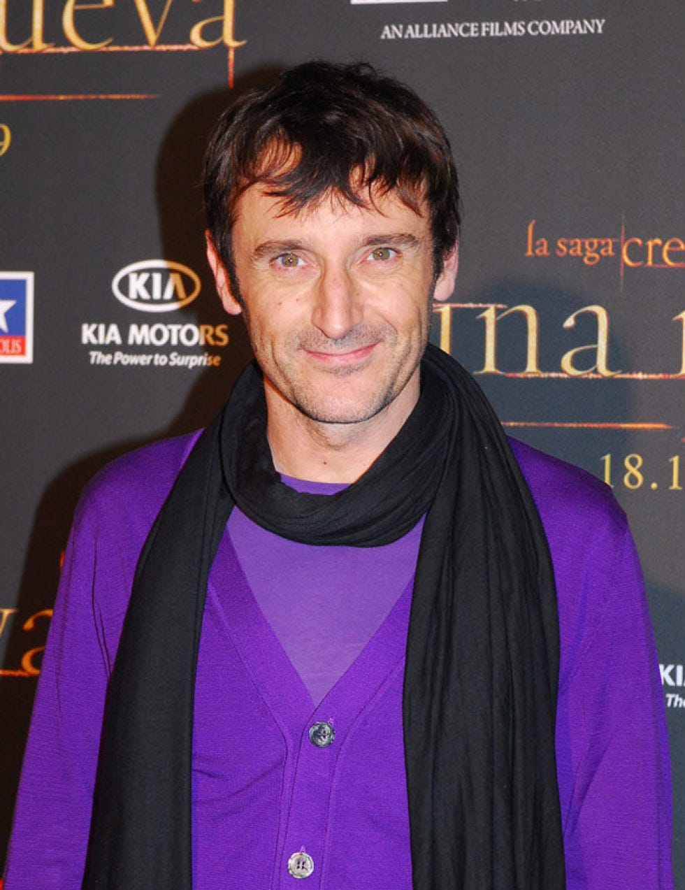 Eyebrow, Purple, Facial hair, Violet, Brown hair, Premiere, Fashion design, 