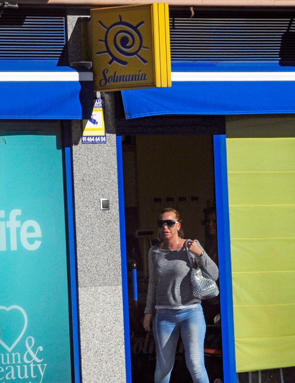 Blue, Denim, Jeans, Standing, Majorelle blue, Sunglasses, Electric blue, Jacket, Signage, Azure, 