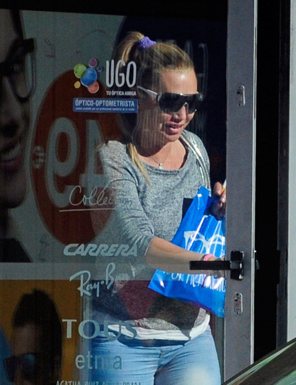 Eyewear, Vision care, Denim, Sunglasses, Cool, Electric blue, Street fashion, Bag, Goggles, Bracelet, 