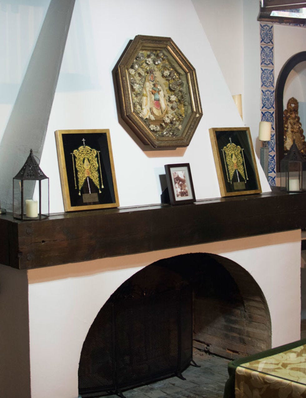 Picture frame, Arch, Collection, Paint, Fireplace, 
