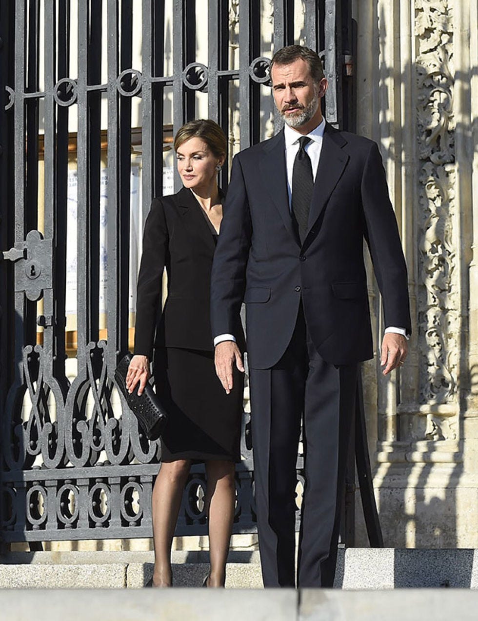 Clothing, Coat, Trousers, Collar, Suit trousers, Shirt, Standing, Outerwear, Suit, Dress shirt, Clothing, Coat, Trousers, Collar, Suit trousers, Shirt, Standing, Outerwear, Suit, Dress shirt,