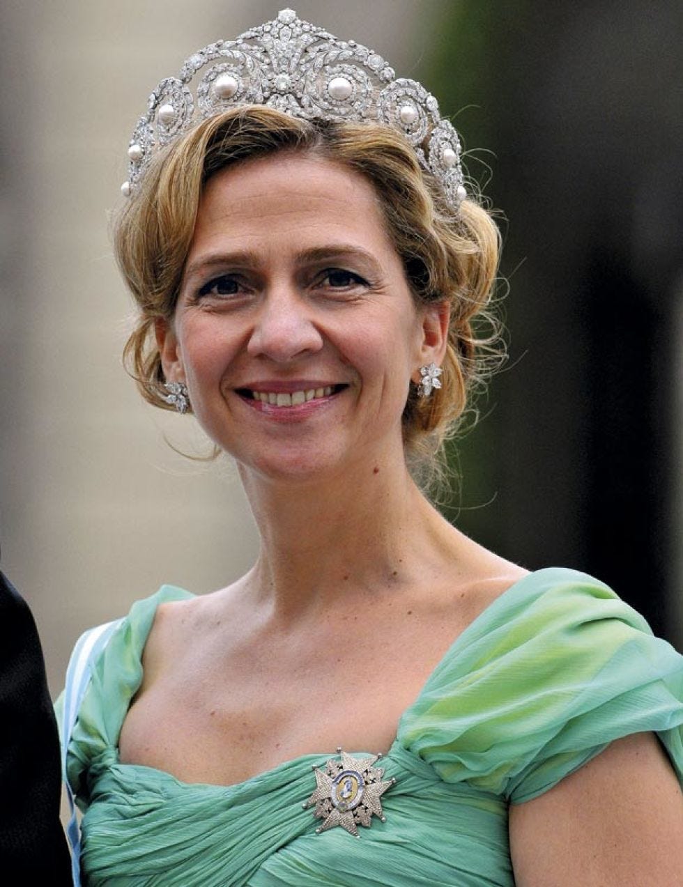 Clothing, Nose, Mouth, Smile, Green, Eye, Happy, Facial expression, Style, Headpiece, 