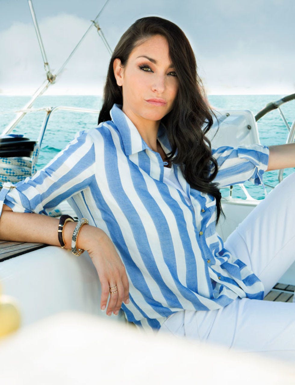 Blue, White, Comfort, Summer, Sitting, Beauty, Azure, Long hair, Watercraft, Watch, 