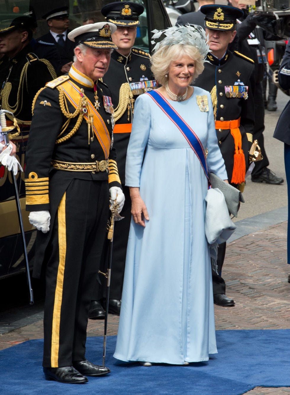 Footwear, Hat, Headgear, Uniform, Costume accessory, Costume, Costume hat, Official, Sun hat, Costume design, Footwear, Hat, Headgear, Uniform, Costume accessory, Costume, Costume hat, Official, Sun hat, Costume design,