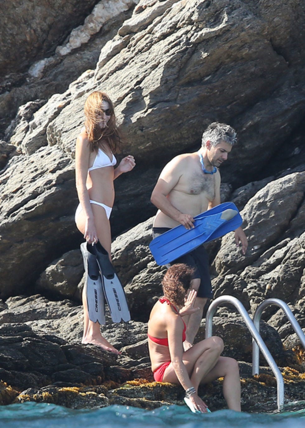 Leg, Fun, Human body, Rock, Leisure, Bedrock, Summer, People in nature, Vacation, Tourism, 