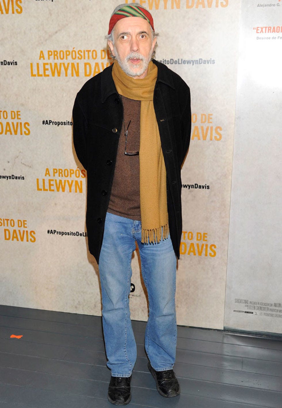 Denim, Sleeve, Trousers, Jeans, Shoe, Jacket, Shirt, Textile, Standing, Outerwear, 