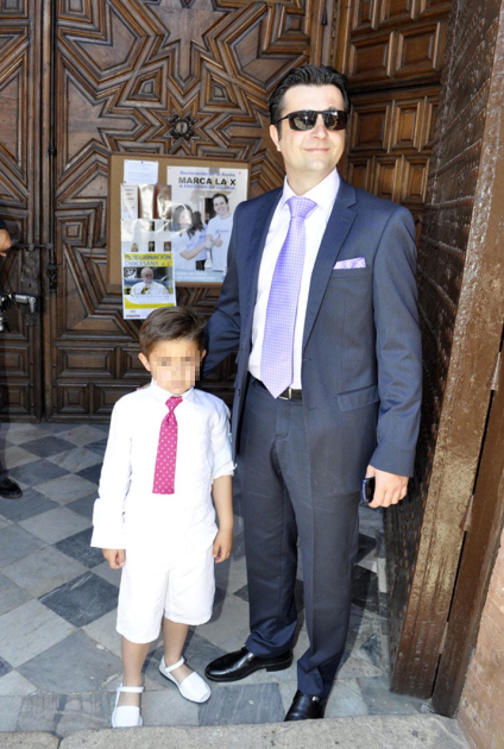 Clothing, Leg, Dress shirt, Collar, Trousers, Coat, Shirt, Standing, Outerwear, Style, 