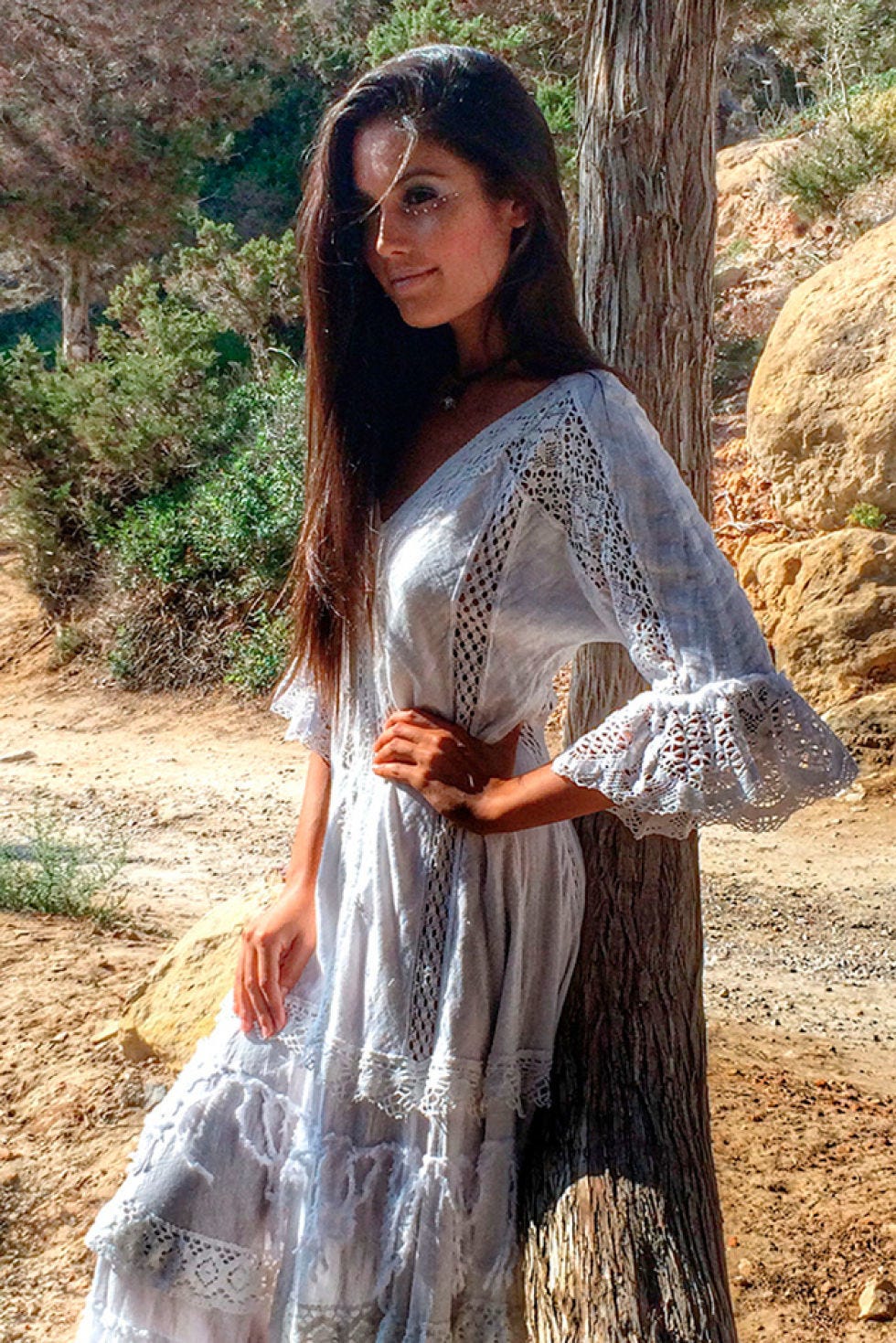 Clothing, Hairstyle, Sleeve, Dress, Summer, Beauty, Sunlight, Long hair, Youth, Day dress, 