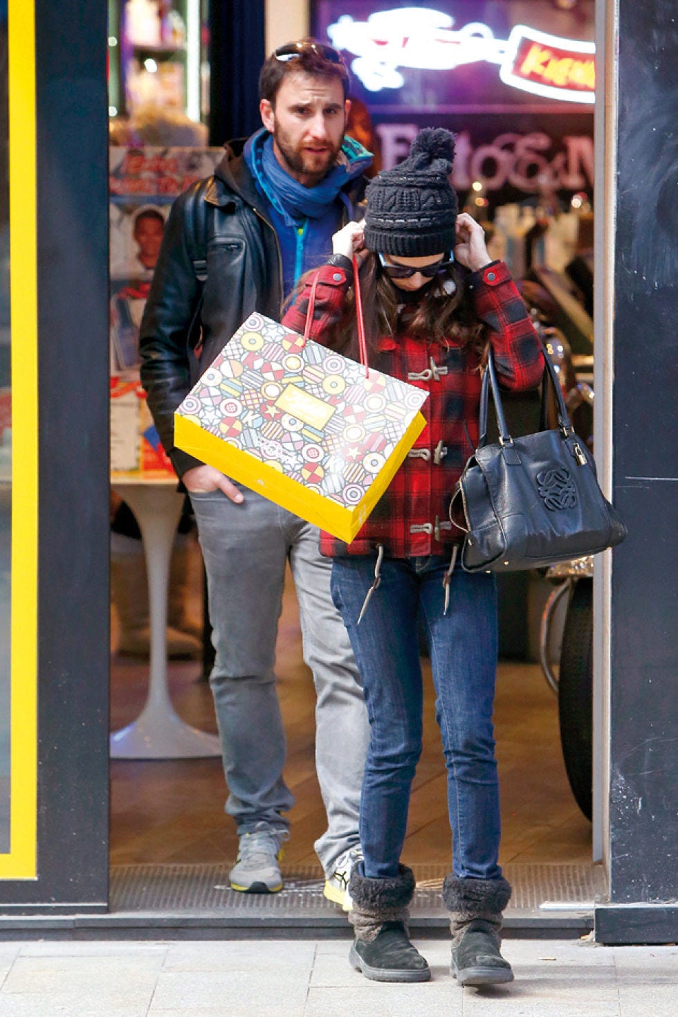 Footwear, Jacket, Trousers, Denim, Jeans, Outerwear, Bag, Standing, Street fashion, Public space, 