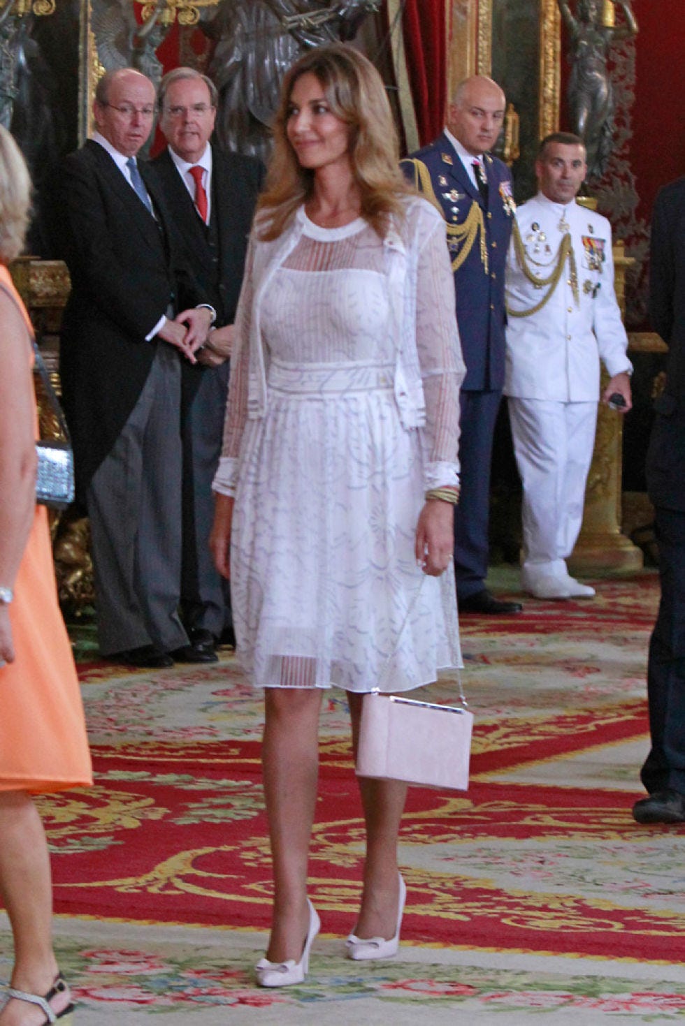 Clothing, Footwear, Leg, Coat, Dress, Event, Trousers, Suit, Outerwear, Formal wear, 