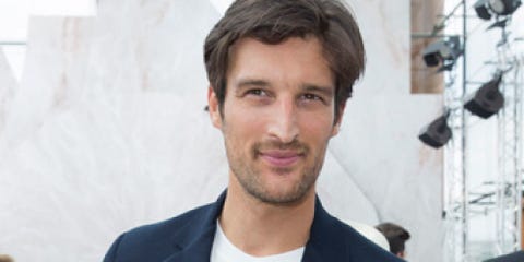 Coat, Facial hair, Collar, Outerwear, Suit, Style, Jaw, Formal wear, Blazer, Street fashion, Coat, Facial hair, Collar, Outerwear, Suit, Style, Jaw, Formal wear, Blazer, Street fashion,