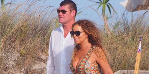 Clothing, Eyewear, Glasses, Vision care, Trousers, Sunglasses, Textile, People in nature, Summer, People on beach, 