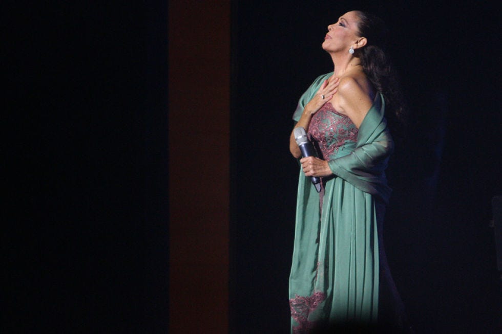 Formal wear, Dress, Gown, One-piece garment, Day dress, Fashion model, Stage, Costume design, Acting, Fashion design, 