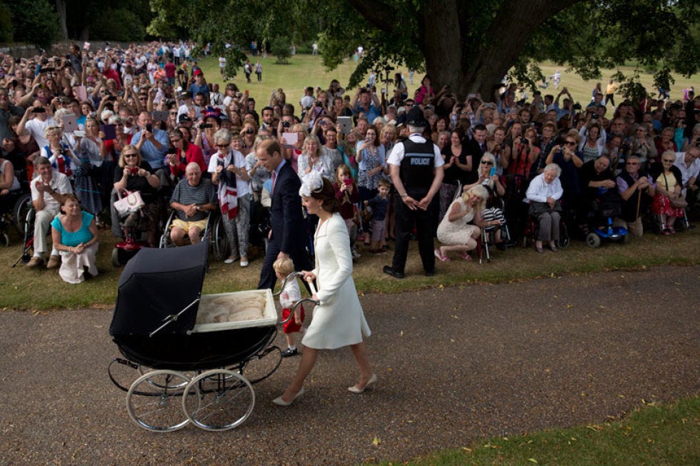 People, Crowd, Social group, Community, Dress, Musical instrument, Pole, Audience, Baby Products, Baby carriage, 