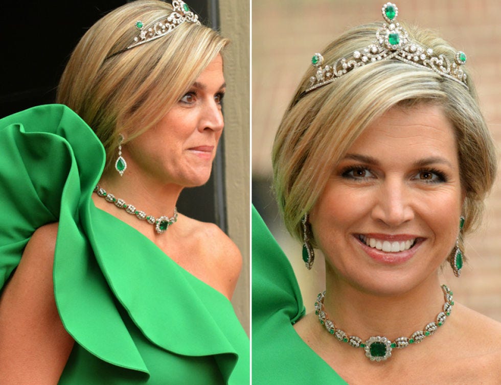 Hairstyle, Event, Chin, Forehead, Hair accessory, Fashion accessory, Headpiece, Style, Tiara, Headgear, 