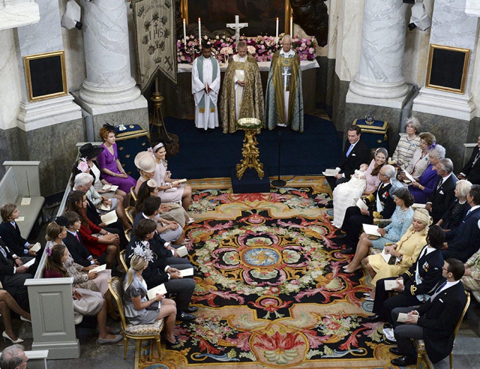 Flooring, Carpet, Tradition, Rug, Ceremony, Ritual, Hall, Decoration, Flower Arranging, Rite, 