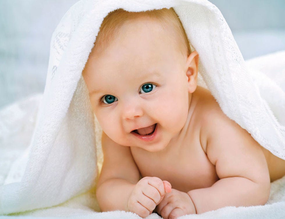 Nose, Lip, Cheek, Finger, Skin, Eyebrow, Comfort, Textile, Photograph, Child, 