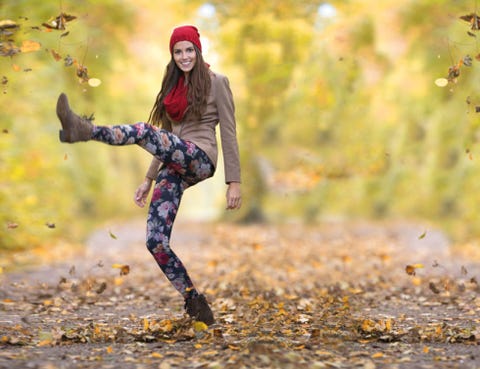People in nature, Street fashion, Knee, Jacket, Boot, Autumn, Active pants, Photo shoot, Running, Leggings, 